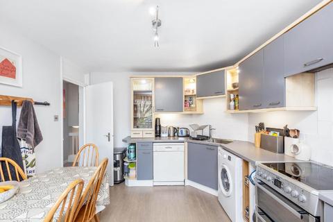 72 Beaumont Road, London, SW19 6RG
