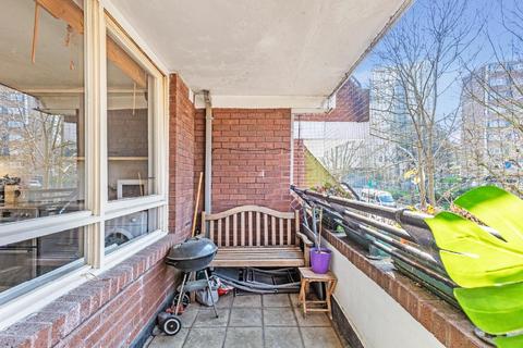 72 Beaumont Road, London, SW19 6RG