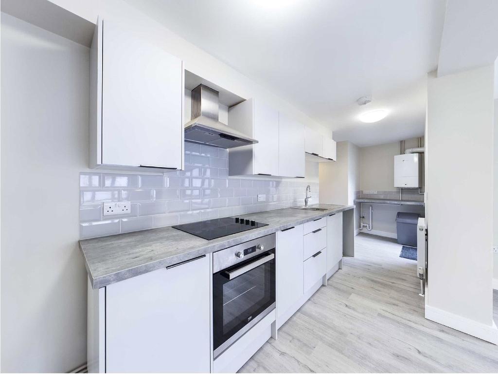 St. Johns Avenue, Churchdown, Gloucester, GL3 1 bed apartment £700