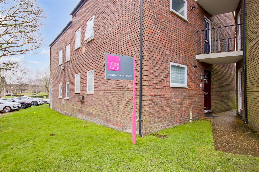 Northcott, Bracknell, RG12 1 bed apartment for sale £200,000