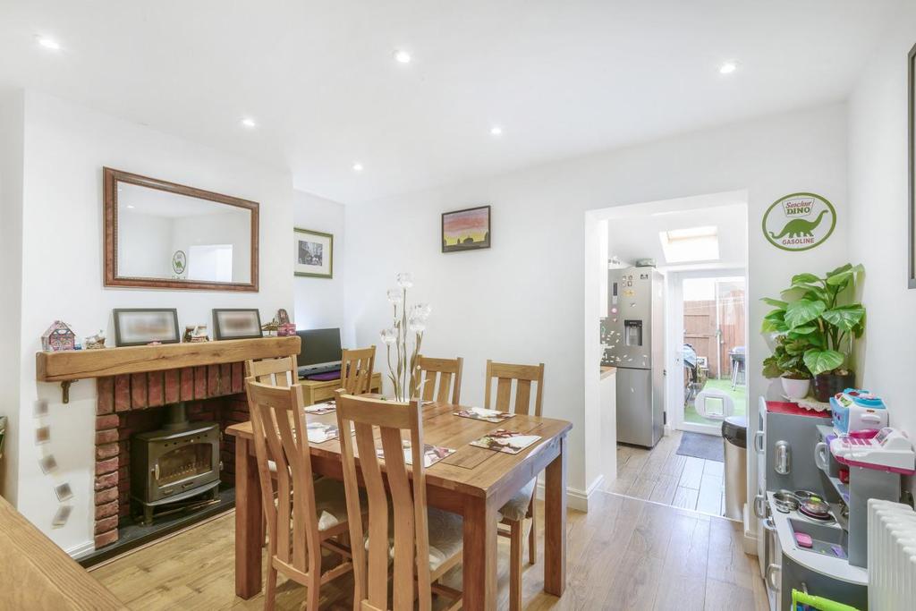 Kent Road, West Wickham 2 bed terraced house £525,000