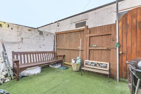 9 Kent Road, West Wickham, BR4 0JL