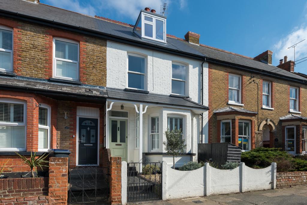 Clare Road, Whitstable, Kent 4 bed terraced house £700,000