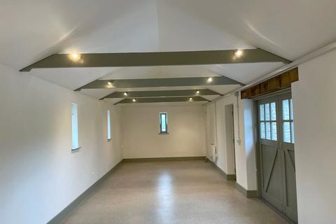 Storage to rent - Bolventor, Launceston, Cornwall, PL15