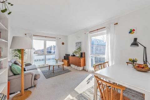 Flat 5, 106 Crouch Hill, London, N8 9DY