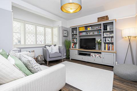 41 Rous Road, Buckhurst Hill, IG9 6BW