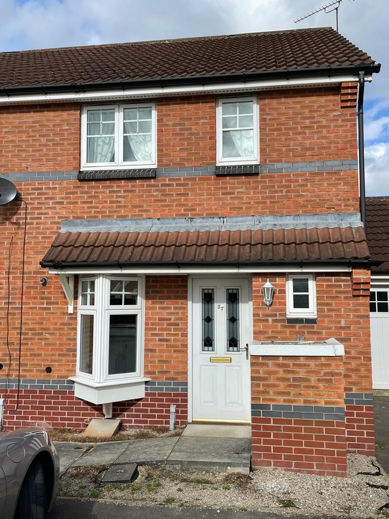 Canal Walk, Hinckley, United Kingdom, LE10 2 bed end of terrace house