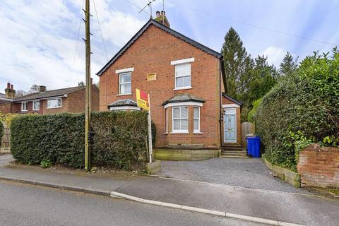 20 Church Road, Chavey Down, Ascot, SL5 8RR