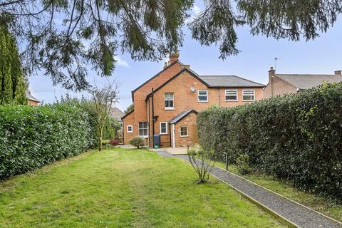 20 Church Road, Chavey Down, Ascot, SL5 8RR