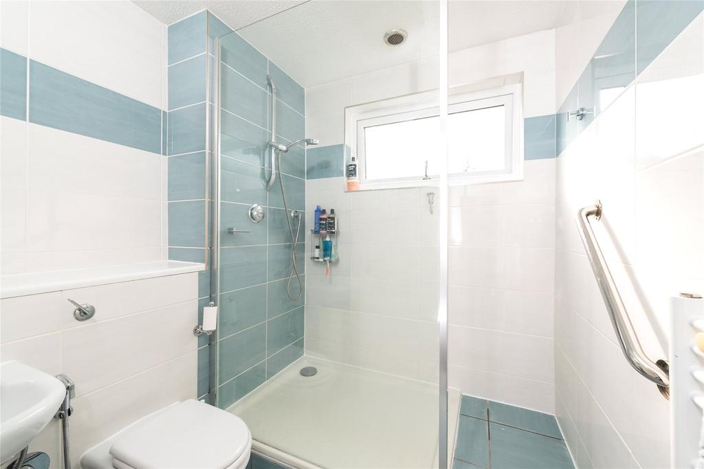 Family Shower Room