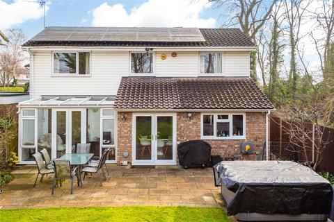 42 Farthing Drive, Letchworth Garden City, SG6 2TR