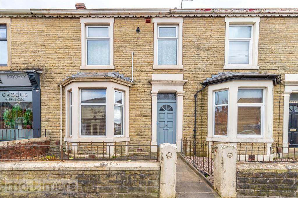 Whalley New Road, Blackburn, BB1 3 bed terraced house £143,000