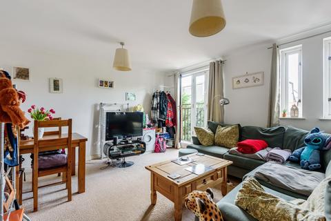 16 Quadrangle Close, London, SE1 4SQ