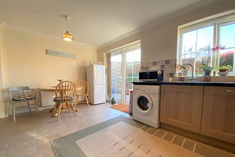9 Bevan Close, Deal, CT14 9FW