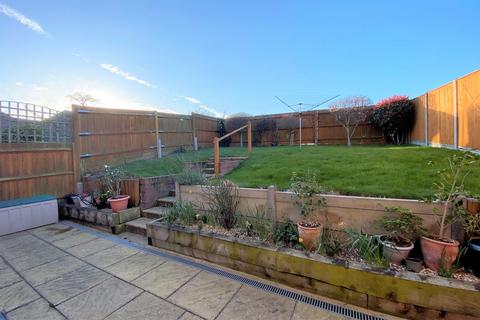 9 Bevan Close, Deal, CT14 9FW