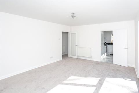 25 Ashlyn Close, Bushey, WD23 2EJ