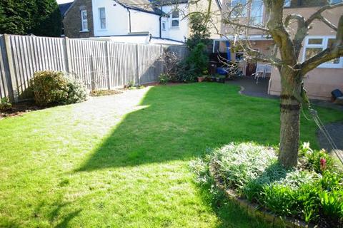 49 Wolsey Road, Ashford, TW15 2RA