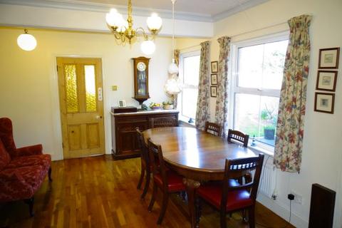 49 Wolsey Road, Ashford, TW15 2RA