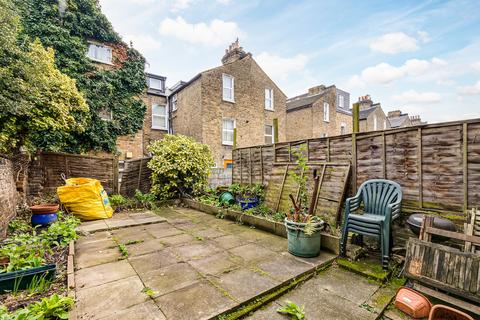 76a Solon Road, London, SW2 5UY
