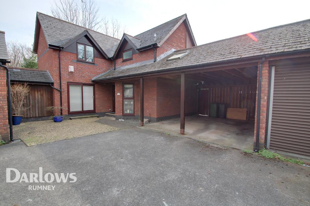 Greenway Road, Cardiff 3 bed detached house £275,000