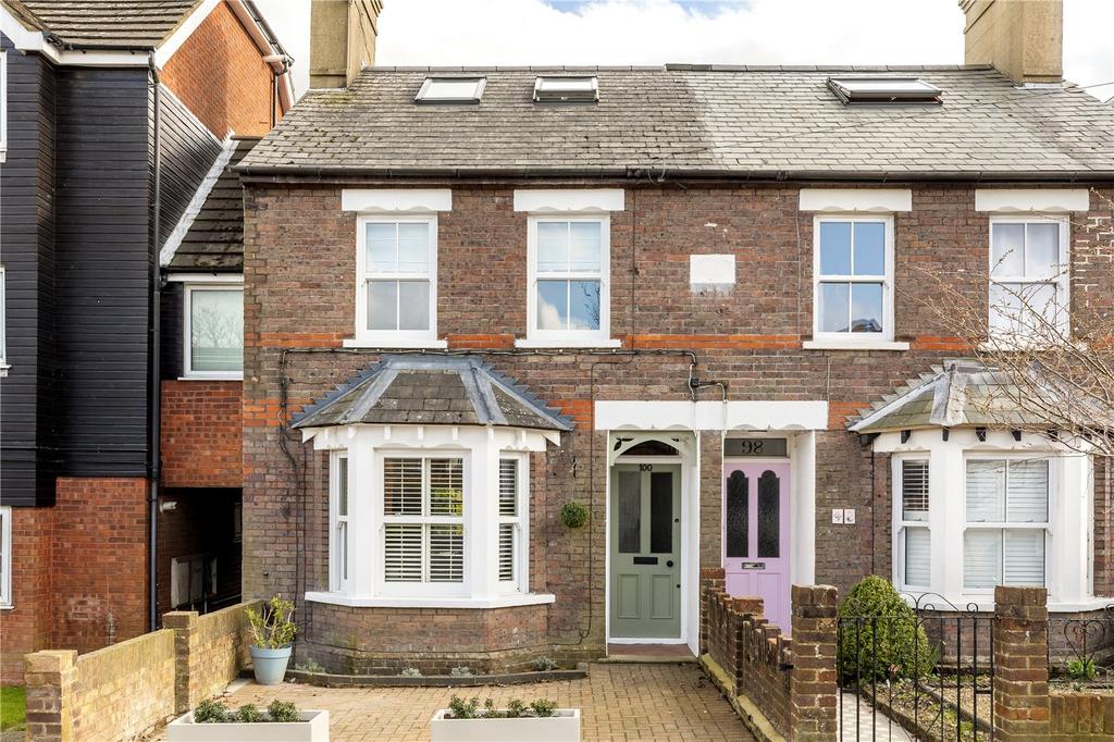 Longfield Road, Tring, Hertfordshire, HP23 4 bed semidetached house