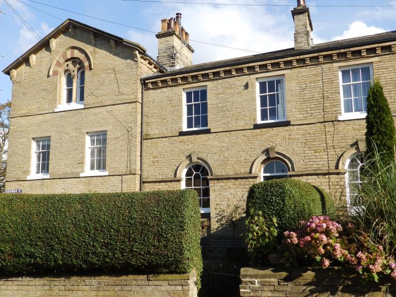 STREET, SALTAIRE BD18 3EZ 3 bed terraced house £795 pcm (£183 pw)