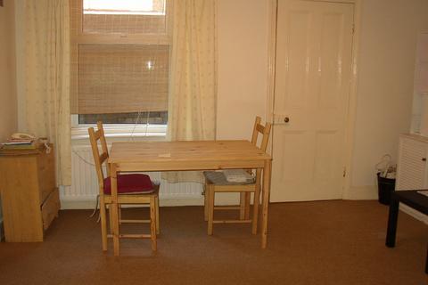 1 bedroom ground floor flat to rent, Fountain Row, , Newcastle upon Tyne NE2