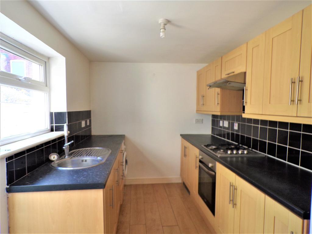 Blenheim Street, Hull, HU5 3PL 2 bed terraced house £110,000