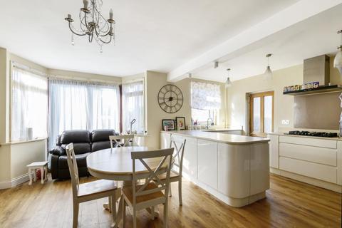 36 Annesley Drive, Croydon, CR0 8QX