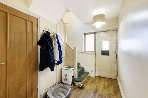36 Annesley Drive, Croydon, CR0 8QX