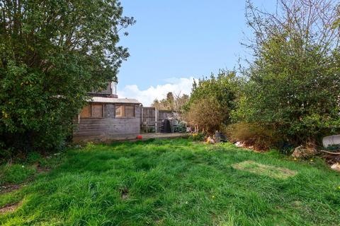 36 Annesley Drive, Croydon, CR0 8QX