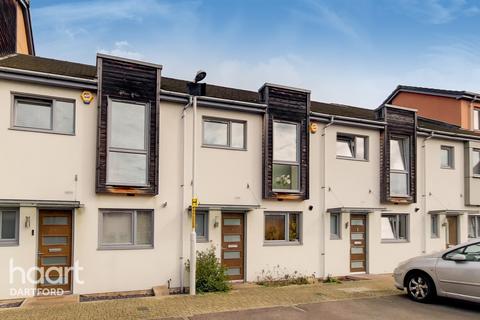 9 Silver Train Gardens, Dartford, DA1 5QD