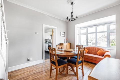 116 Avondale Road, Bromley, BR1 4EY