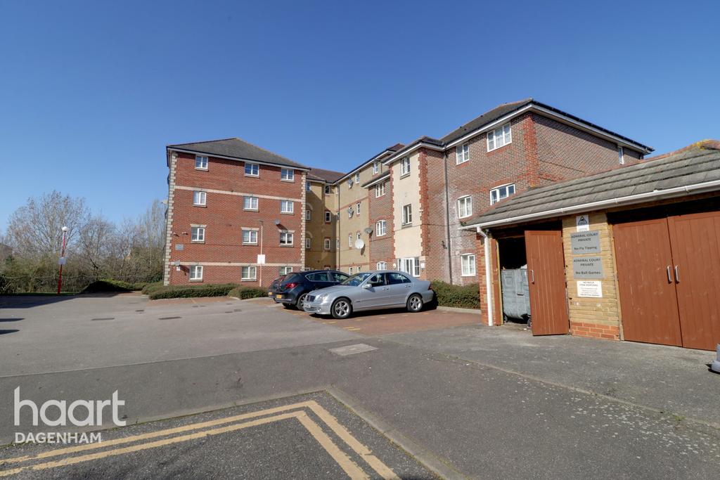 Stern Close, BARKING 2 bed flat £265,000