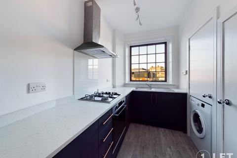 2 bedroom flat to rent, Canongate, Canongate, Edinburgh, EH8