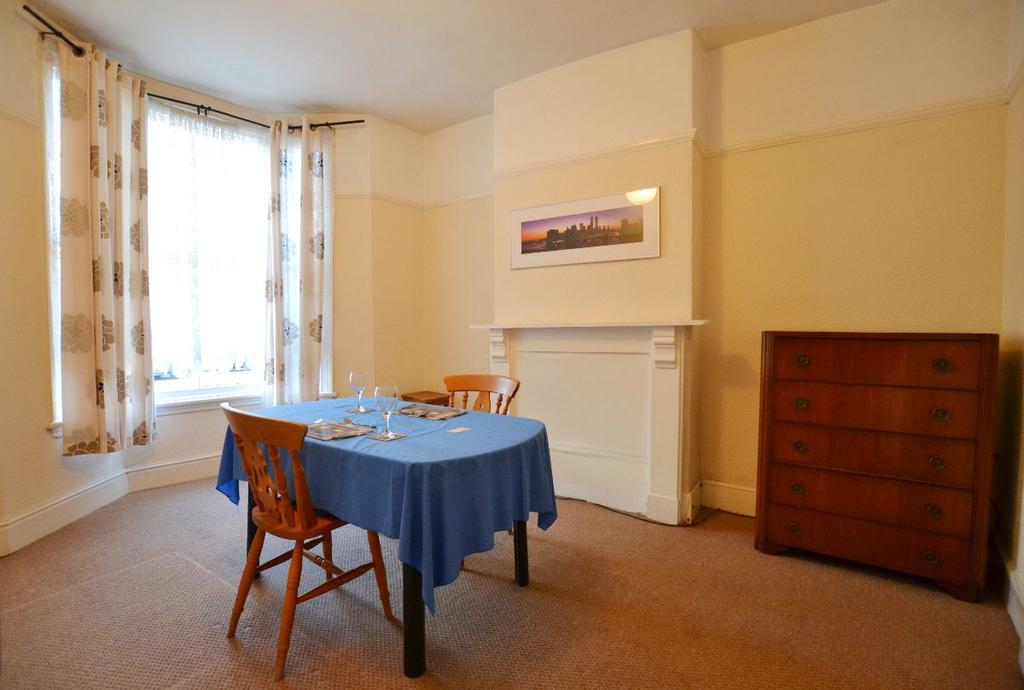 Summer Road, Erdington, Birmingham 3 bed terraced house £850 pcm (£