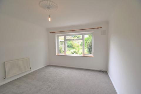 2 bedroom apartment to rent, Old Dean, Bovingdon, Hemel Hempstead, Hertfordshire, HP3