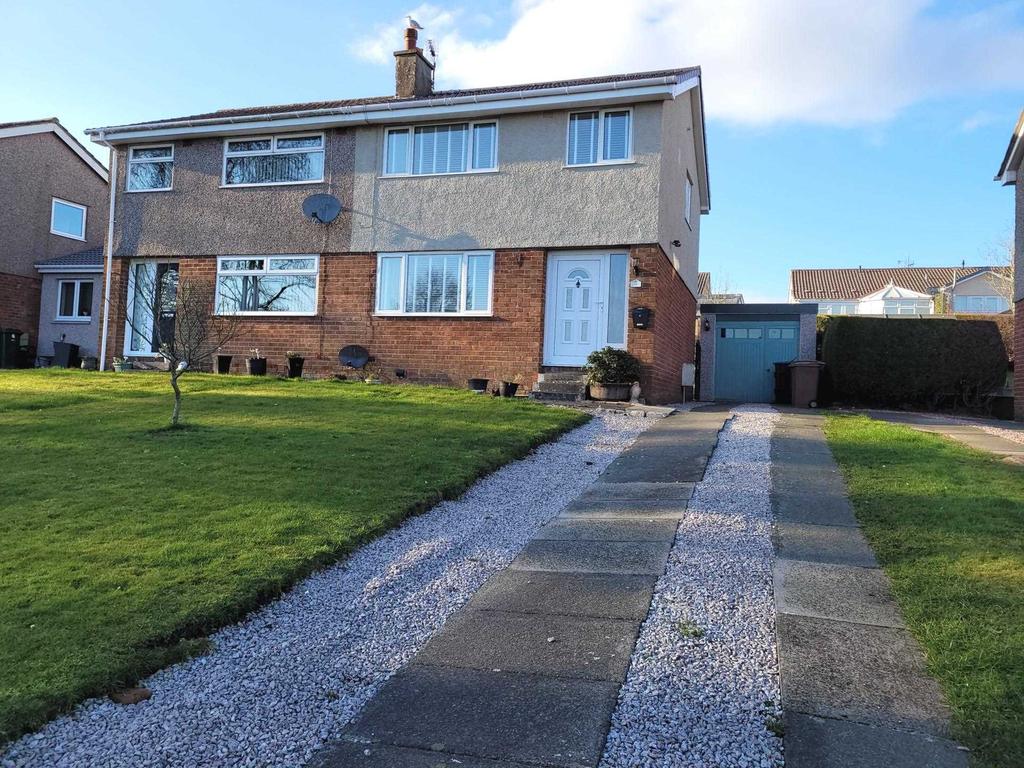 Bridesburn Place, Stewarton 3 bed semidetached house £159,995