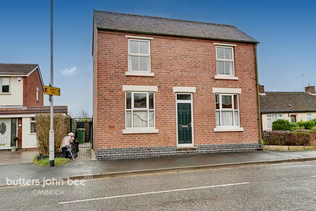 Pye Green Road, Cannock 3 bed detached house for sale £190,000