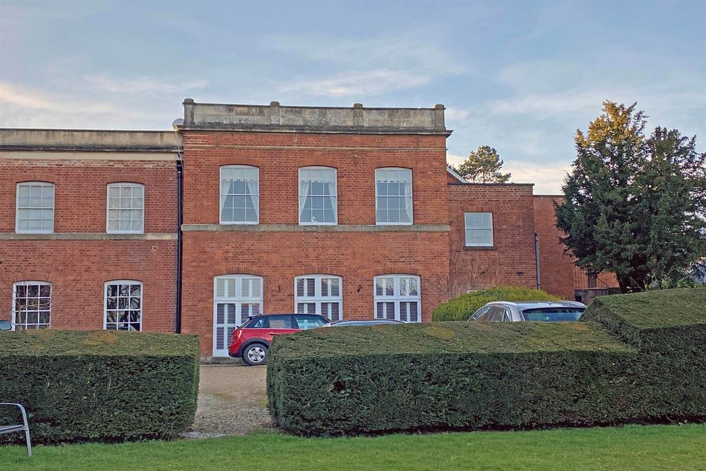 Litley Court, Hampton Park Road, Hereford, HR1 2 bed apartment for sale