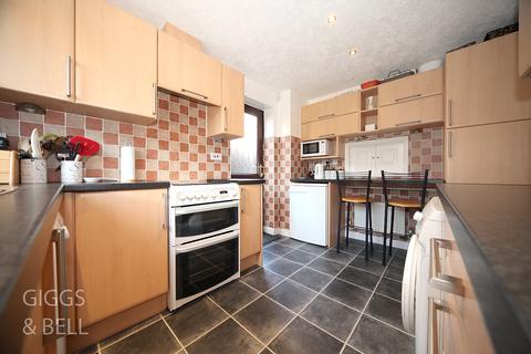 3 Copthorne, Luton, LU2 8RL