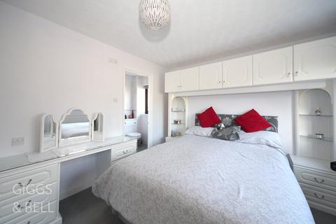 3 Copthorne, Luton, LU2 8RL