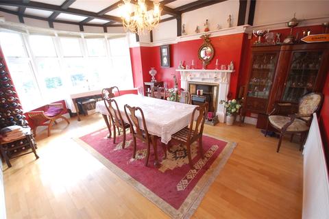 35 Manor View, London, N3 2ST