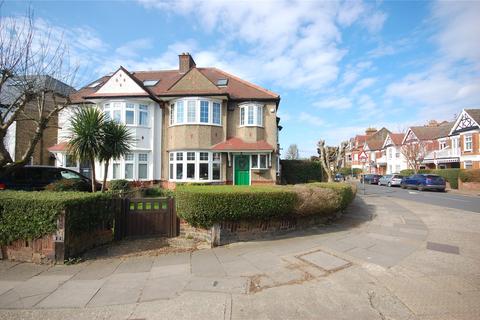 35 Manor View, London, N3 2ST