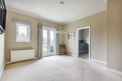 2, Sixpenny Yard Edinburgh Square, Midhurst, GU29 9NL