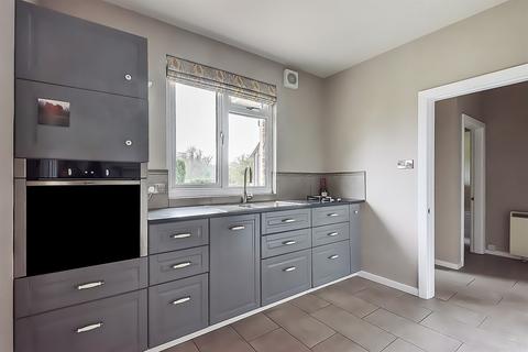 2, Sixpenny Yard Edinburgh Square, Midhurst, GU29 9NL
