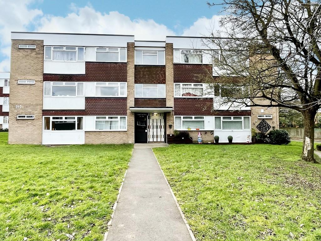 Masons Way, Solihull 2 bed ground floor flat £160,000
