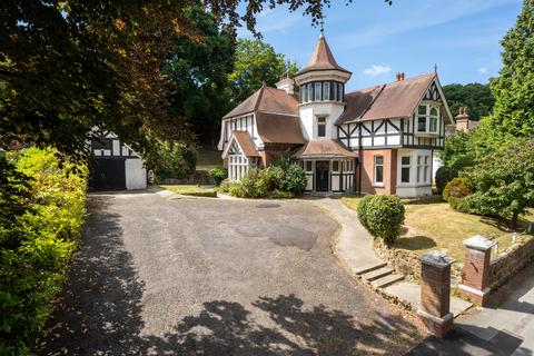 4 bedroom detached house for sale, Lower Park Road, Hastings, East Sussex TN34 2LE