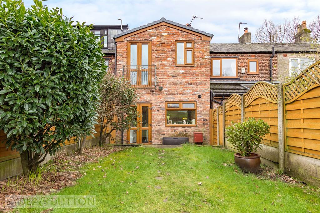 Stakehill Lane, Stakehill, Middleton, Manchester, M24 3 bed terraced