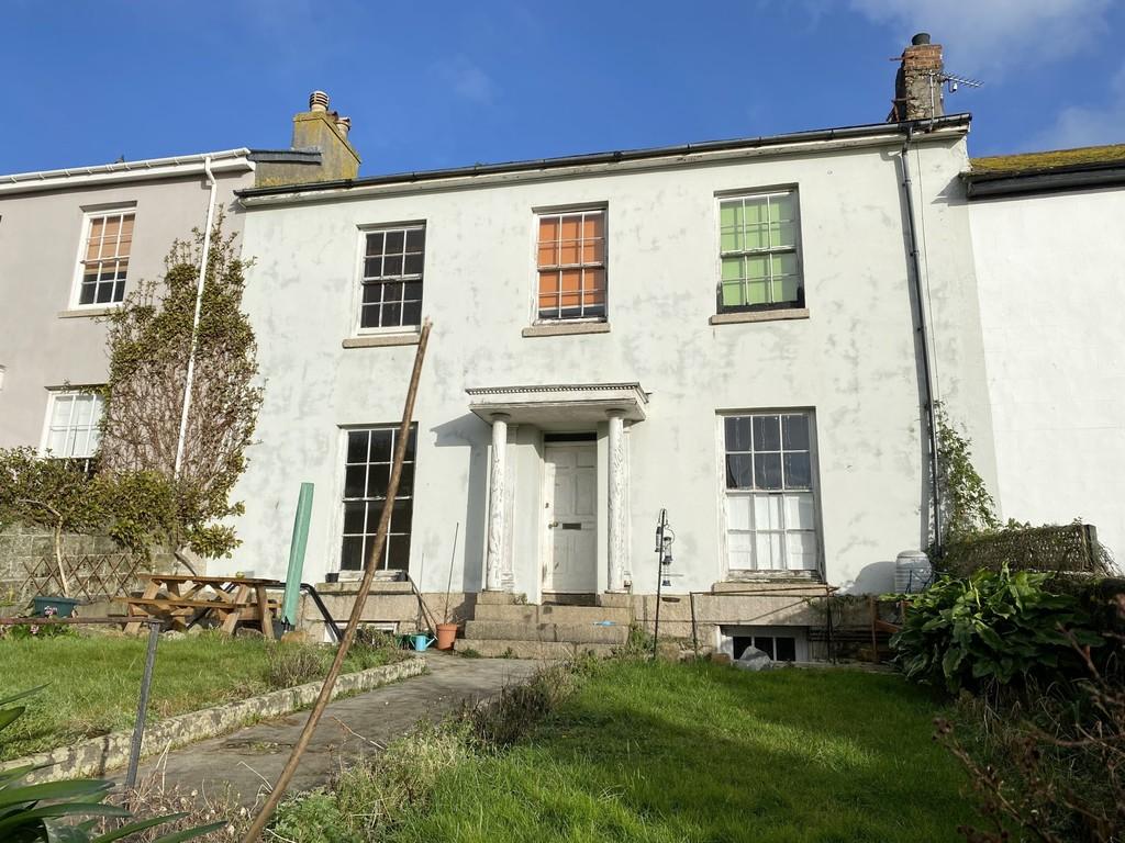 Penrose Terrace, Penzance 6 bed terraced house £450,000